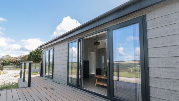 Property grounds - Buttercup Lodge (Dartmouth)