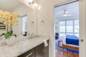 ヘアドライヤー