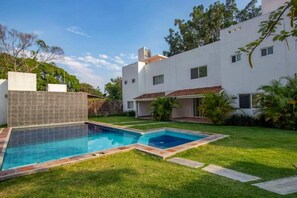 Pool - New! Bamboo Casa LA PEAR Pool & Security (Jiutepec)