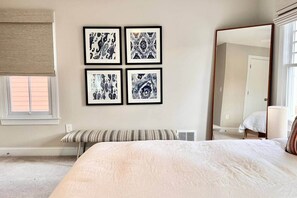 3 habitaciones, escritorio, tabla de planchar con plancha y wifi gratis 