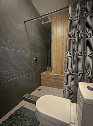 Bathroom - Luxurious apartment near the consulate.
(Juárez)