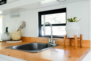 電子レンジ、コンロ