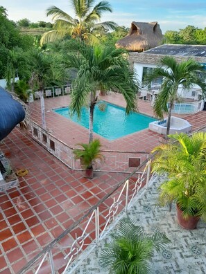 Outdoor pool - Villa Maria, Ideal Para Familias a 5min de Cartagena, con Amplias Habitaciones (Turbaco)