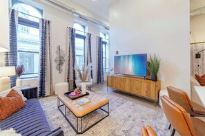 TV connectée, espaces bureaux