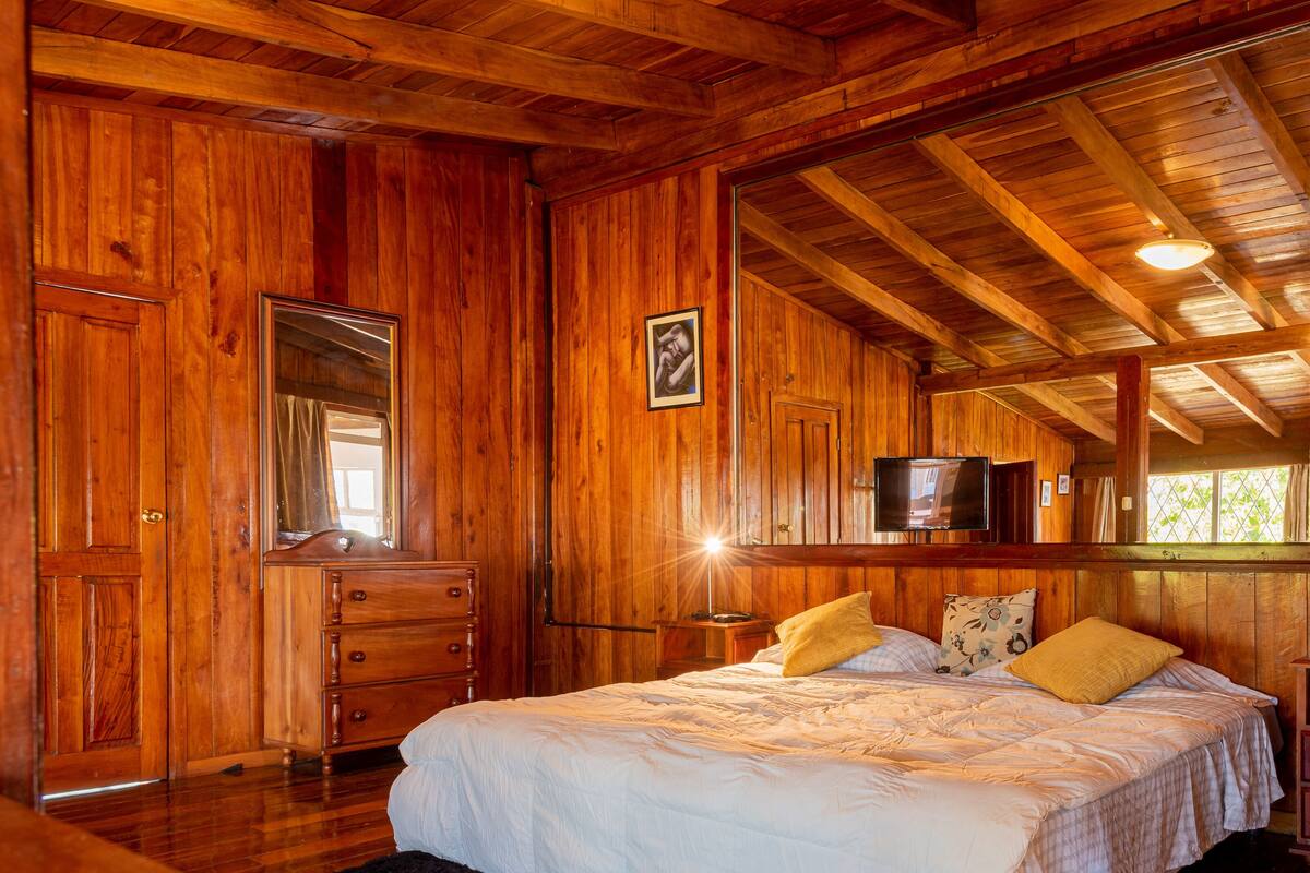 Elite Villa | 1 bedroom, premium bedding, down duvets, minibar