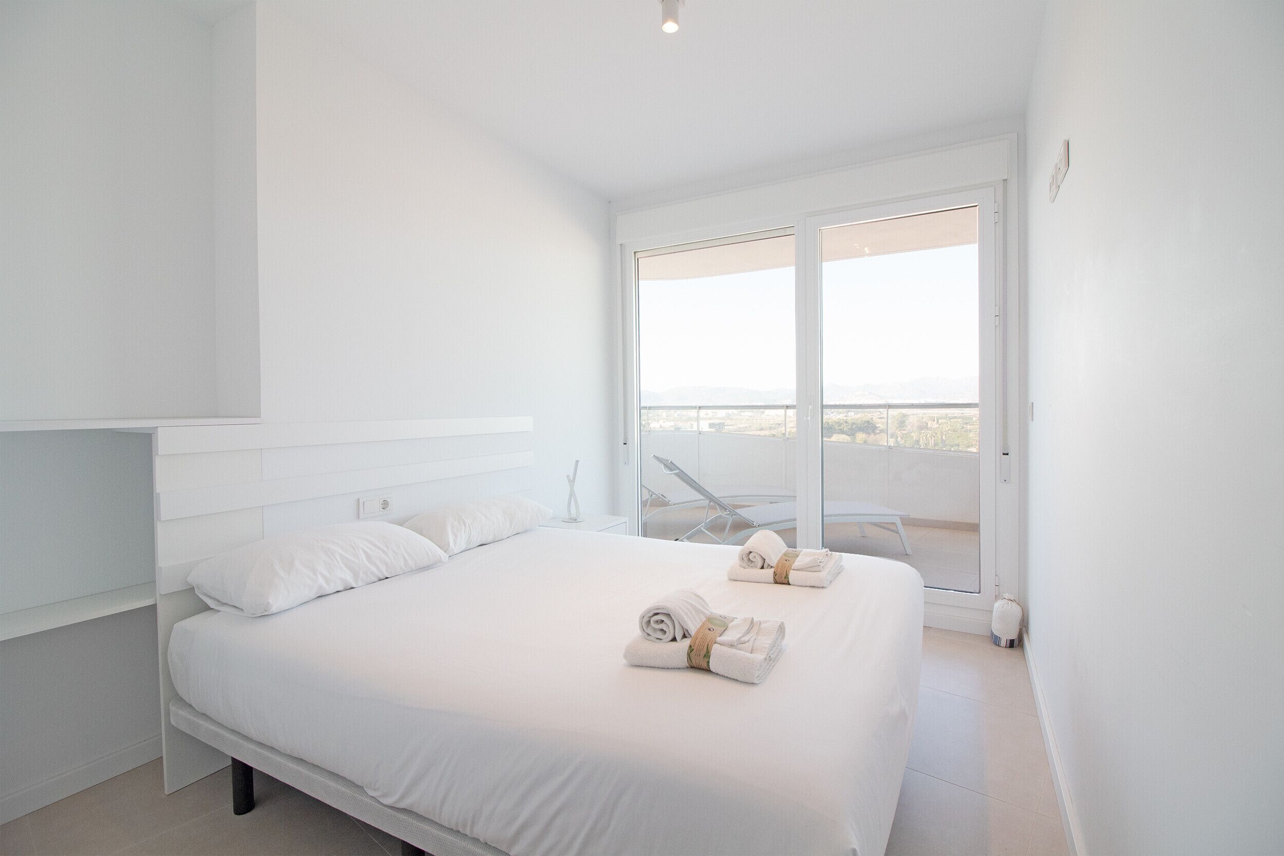 3 chambres, fer et planche à repasser, Wi-Fi gratuit, draps fournis