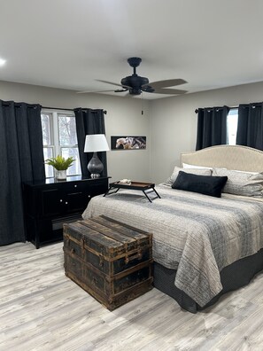 5 bedrooms, free WiFi, bed sheets