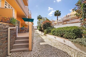 Property grounds - Apartment 'Apartamento Royal Cabanas Golf' with Shared Pool, Wi-Fi and Air Conditioning (Conceição)