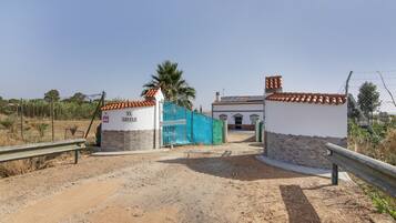 Enceinte de lâhĂ©bergement