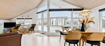 Nice home in Sjællands Odde with WiFi