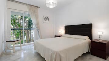 4 quartos, ferros/tábuas de passar roupa, Wi-Fi de cortesia