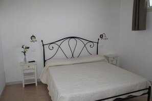 1 bedroom - Girasole, Bomboniera nel Centro di Racale (Racale)