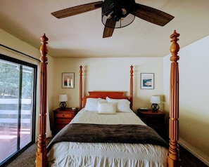 4 bedrooms, WiFi, bed sheets