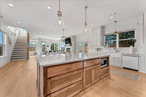 Lux Haus Bentonville, Momentary Views & Bike Trail