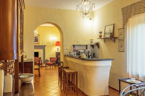 Dining - Villa Nicoletta - Large private villa with pool (San Casciano dei Bagni)