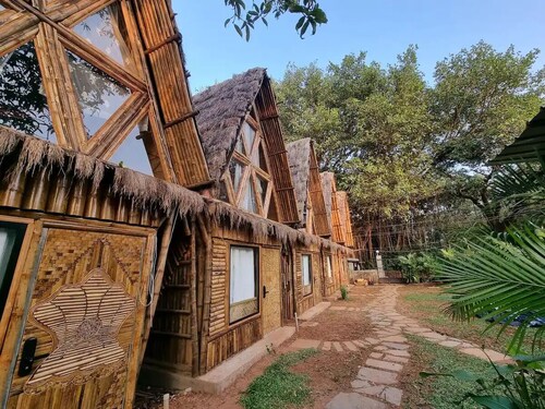 Butterfly: Hi-Design Stylish AC Cottage in Vagator

