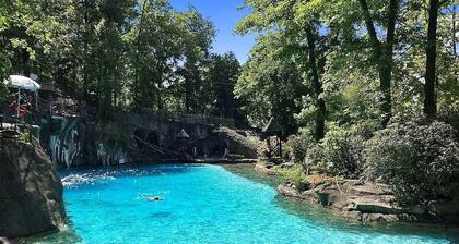 SkyLift Lodge | Mountain Creek Ski Lodge | Vernon