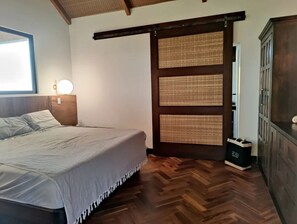 2 habitaciones, escritorio, wifi gratis y ropa de cama 