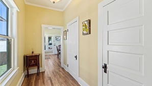 Interior - Copper Queen's Cottage (Tombstone)