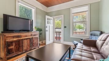 TV, DVD player, books, video library