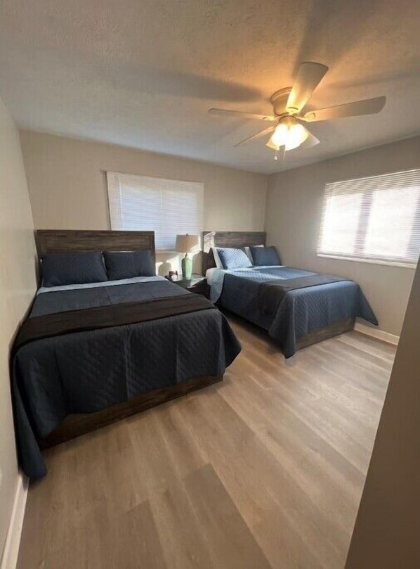 3 bedrooms, in-room safe, free WiFi, bed sheets