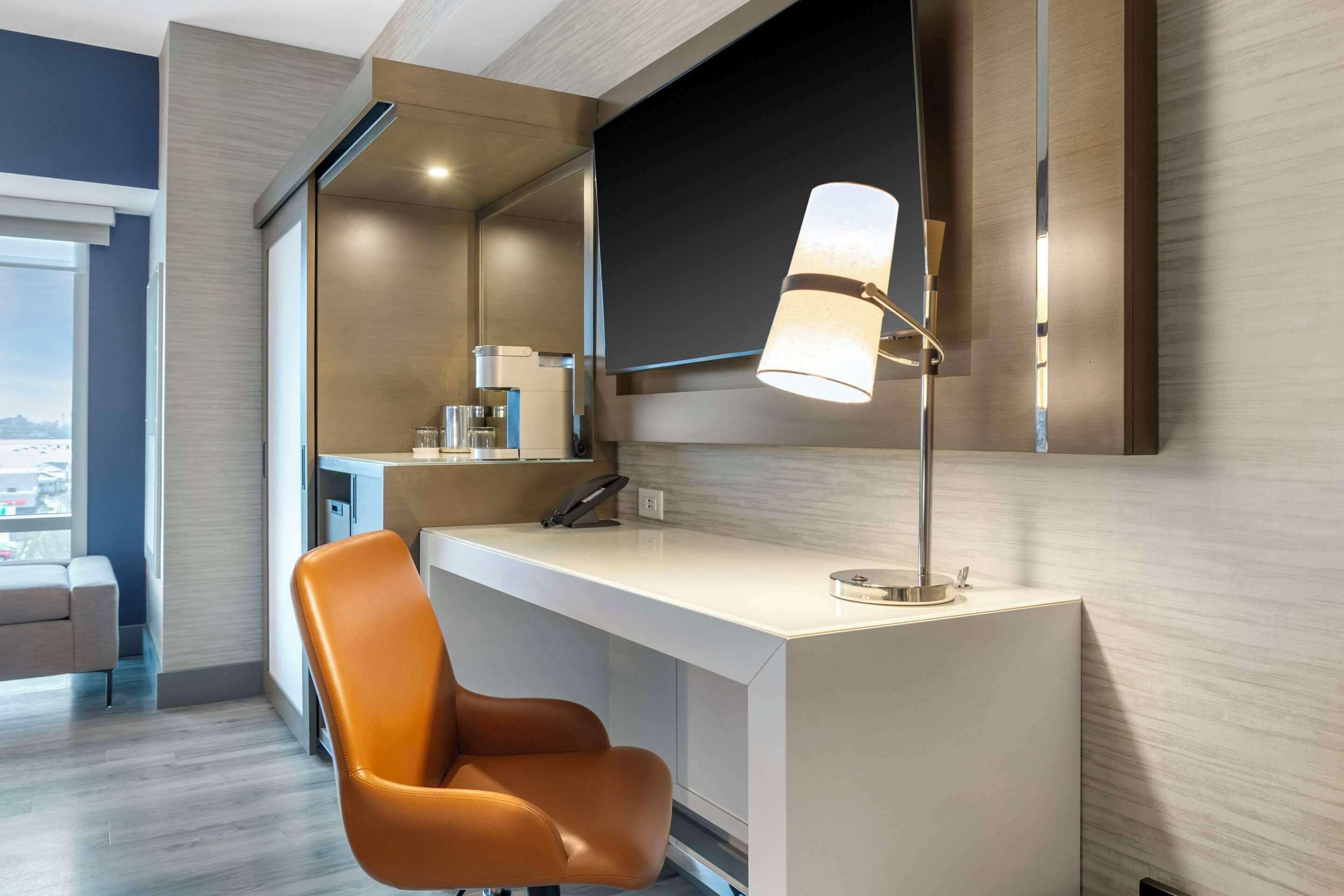 Photo - Cambria Hotel Niagara Falls