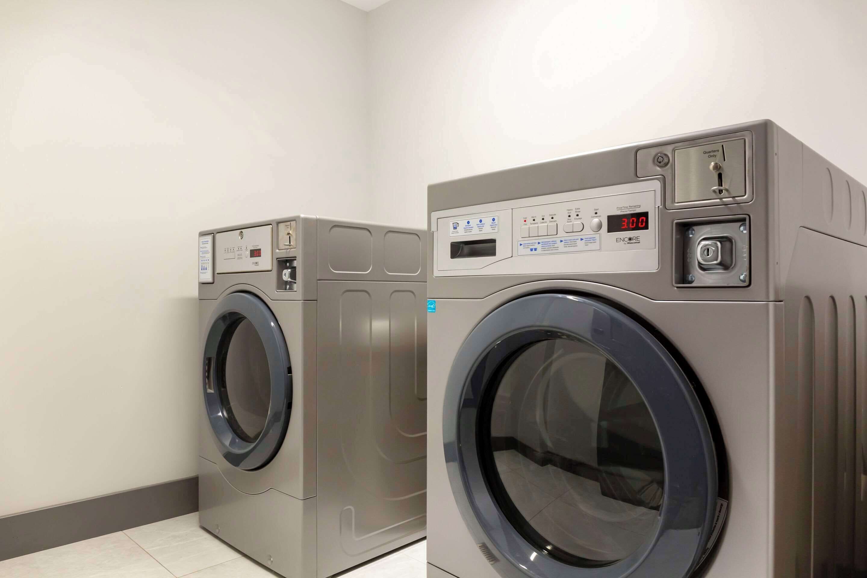 Photo - Cambria Hotel Niagara Falls