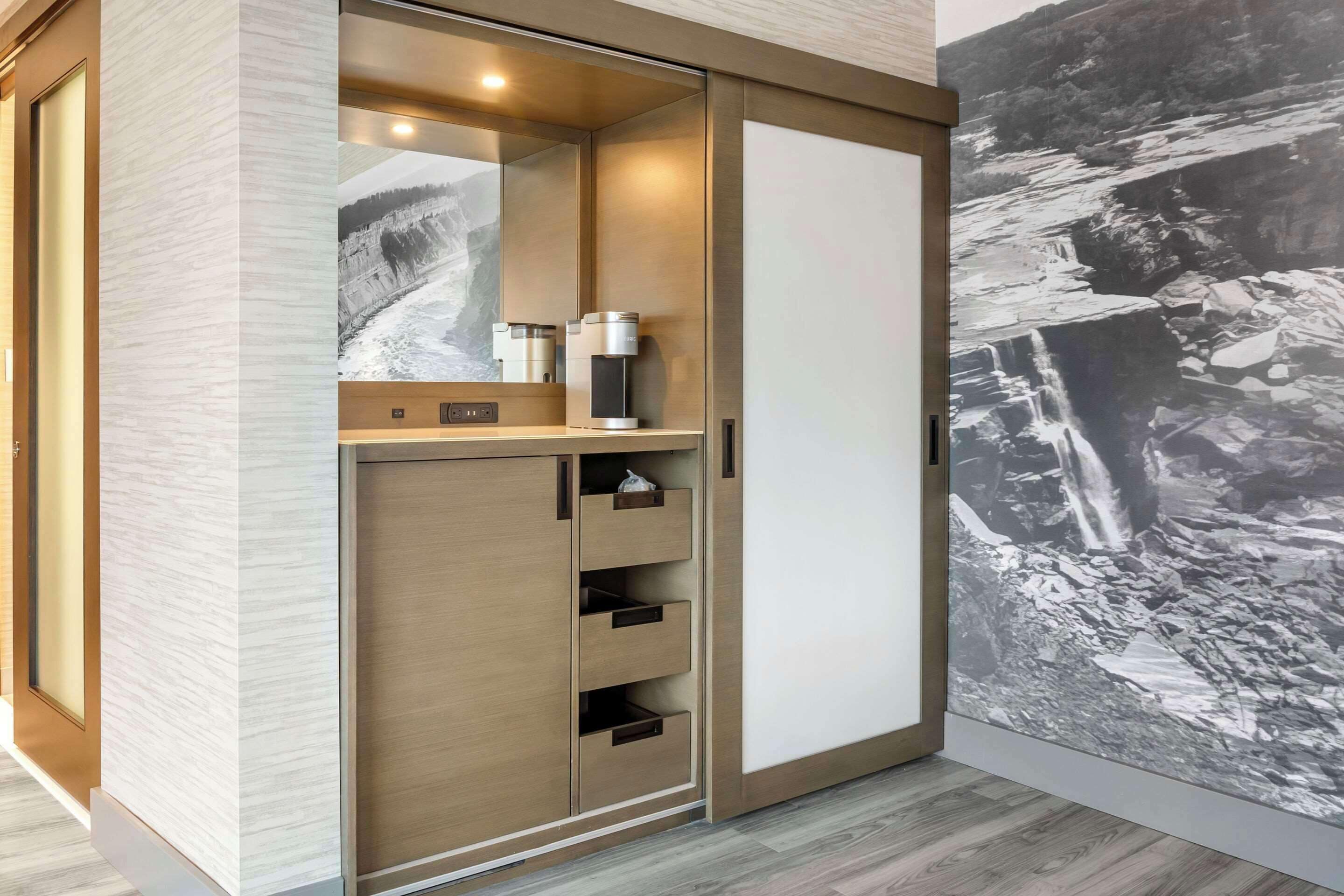 Photo - Cambria Hotel Niagara Falls