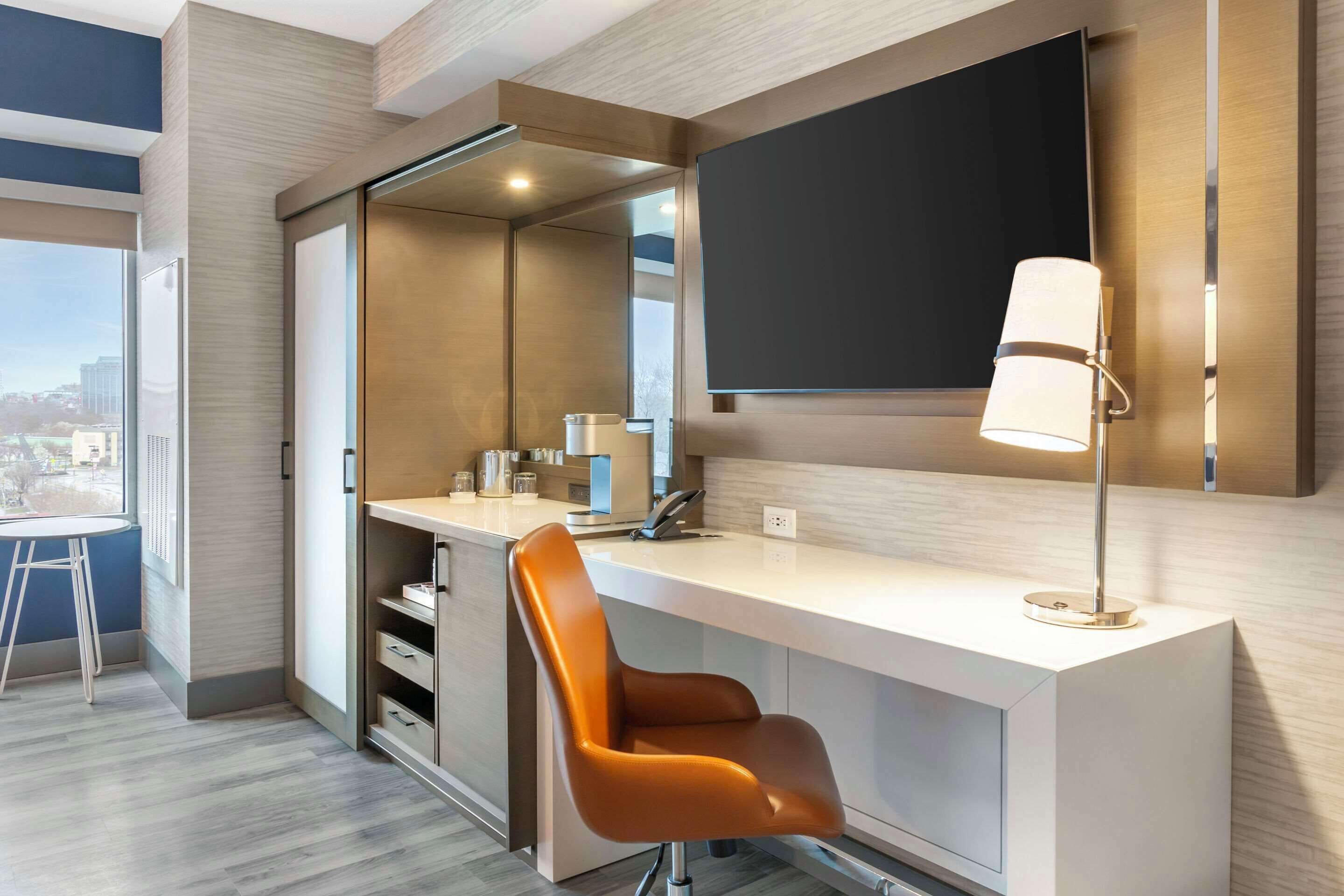 Photo - Cambria Hotel Niagara Falls