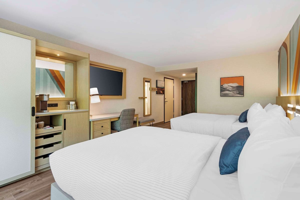 In-room safe, desk, laptop workspace, blackout drapes