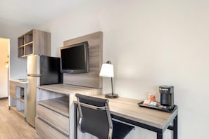 Room, 2 Double Beds, Non Smoking (Efficiency)