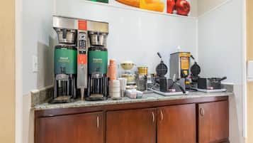 Free daily continental breakfast