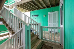 Interior - Whale Yeah! Ocean Views and Private Beach Access (Holden Beach)