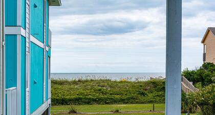 Whale Yeah! Ocean Views and Private Beach Access