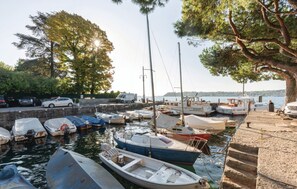 Marina - Apartment 'Spiaggia D'oro  Lake View' with Lake View And Wi-Fi (Barbarano)