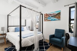 1 bedroom, desk, iron/ironing board, free WiFi