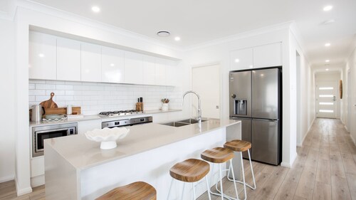 The Coast Beach - Pet Friendly - 2 Mins Walk to Bay