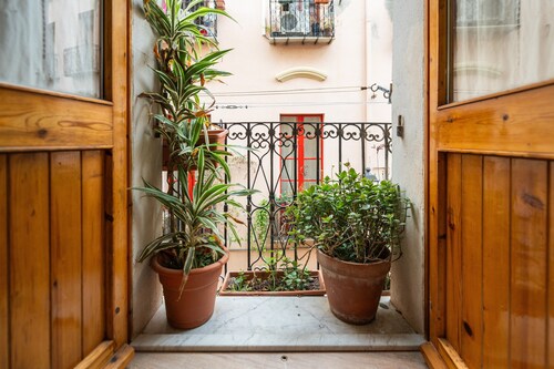 Studio Apartment 'Alla Marina Monolocale' with Balcony, Wi-Fi and Air Conditioning