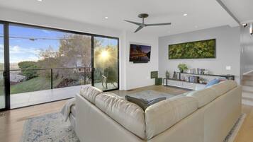 Smart TV, fireplace, video games, table football