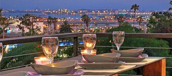 The Gem of Mission Hills: Luxury 5BR Home with Luxe Amenities and views`