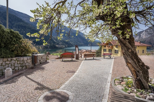 Ferienwohnung 'Casa Batistei Mirtillo' mit Meerblick und WLAN