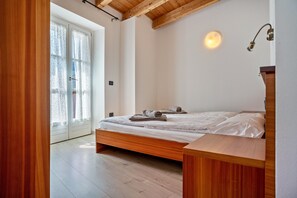 3 soverom, strykejern/-brett, wi-fi (inkludert) og sengetøy