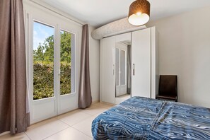 3 habitaciones, tabla de planchar con plancha y wifi gratis 