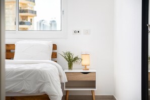 3 bedrooms, iron/ironing board