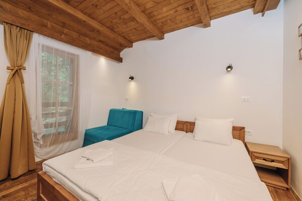 1 Schlafzimmer, Minibar, Zimmersafe, Schreibtisch