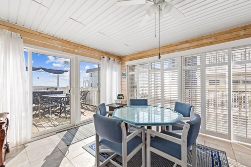 ⭐️Fountain Head Beach Bungalows steps to Beach Pool⭐️