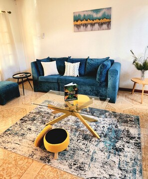 Smart TV - Spacious Seaside Retreat with Breathtaking Views & Grand Design - Near Ocho Rios (Boscobel)