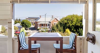 Wollaston House by the BnB Collection