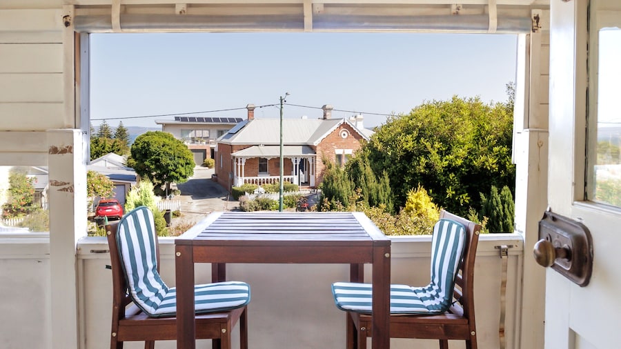 Wollaston House by the BnB Collection