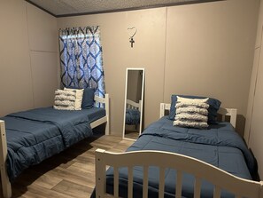 2 Schlafzimmer, Bügeleisen/Bügelbrett, kostenloses WLAN, Bettwäsche